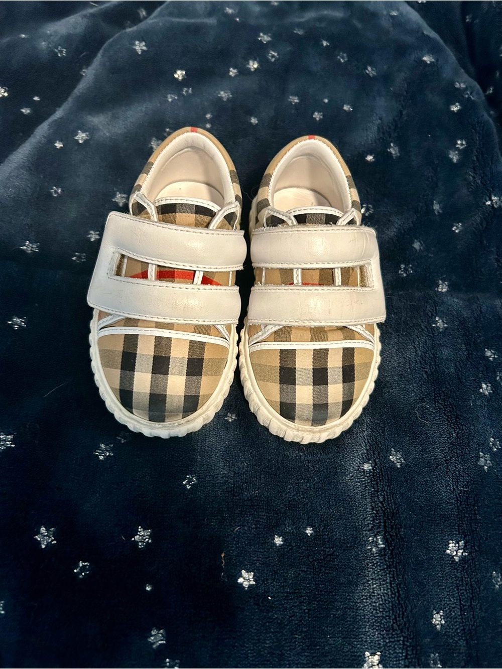 Burberry Classic Plaid Kids Velcro Sneakers in Beige and Black size 19